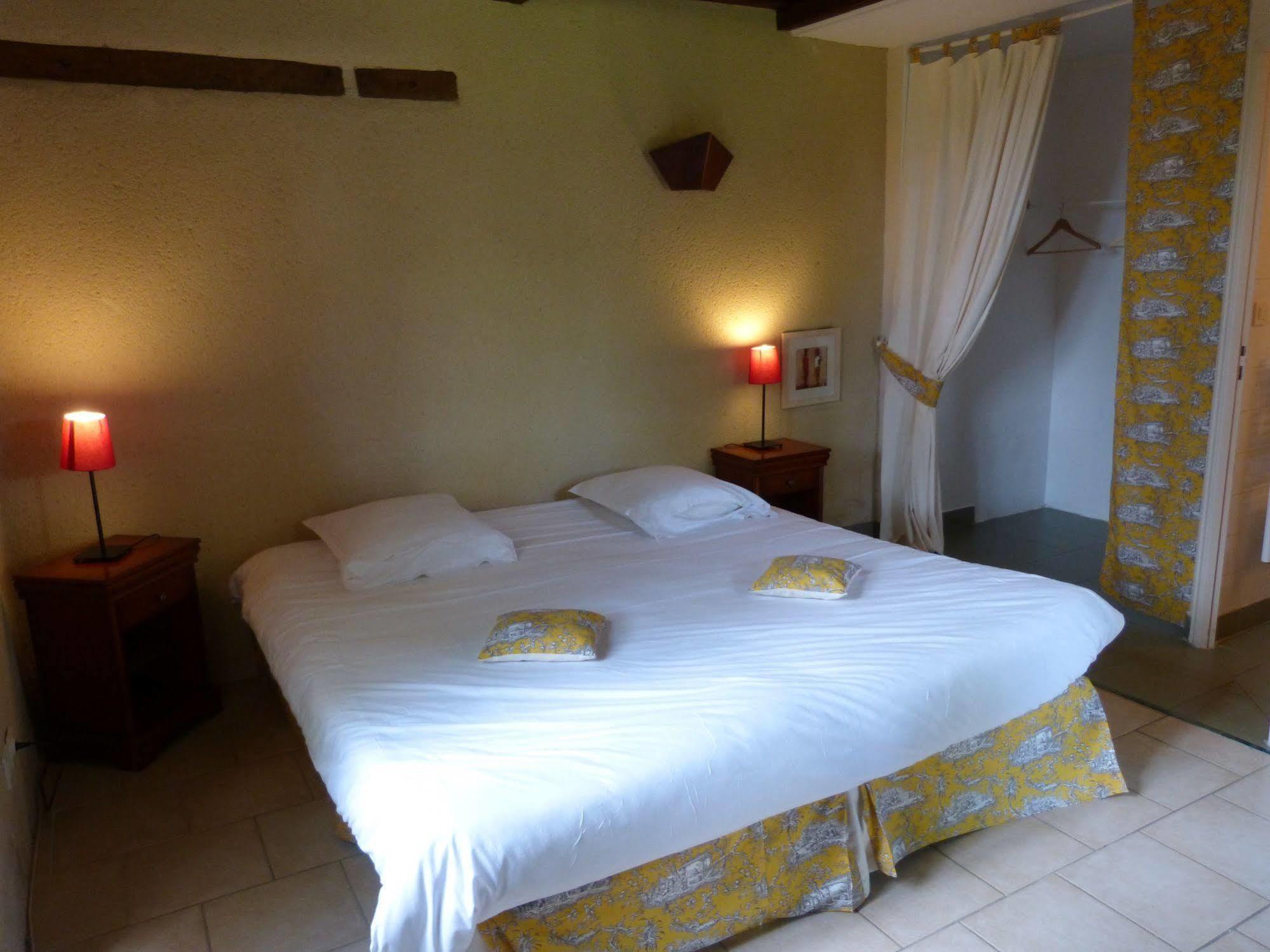 Anjou Golf And Country Club Hotel Champigne Bagian luar foto