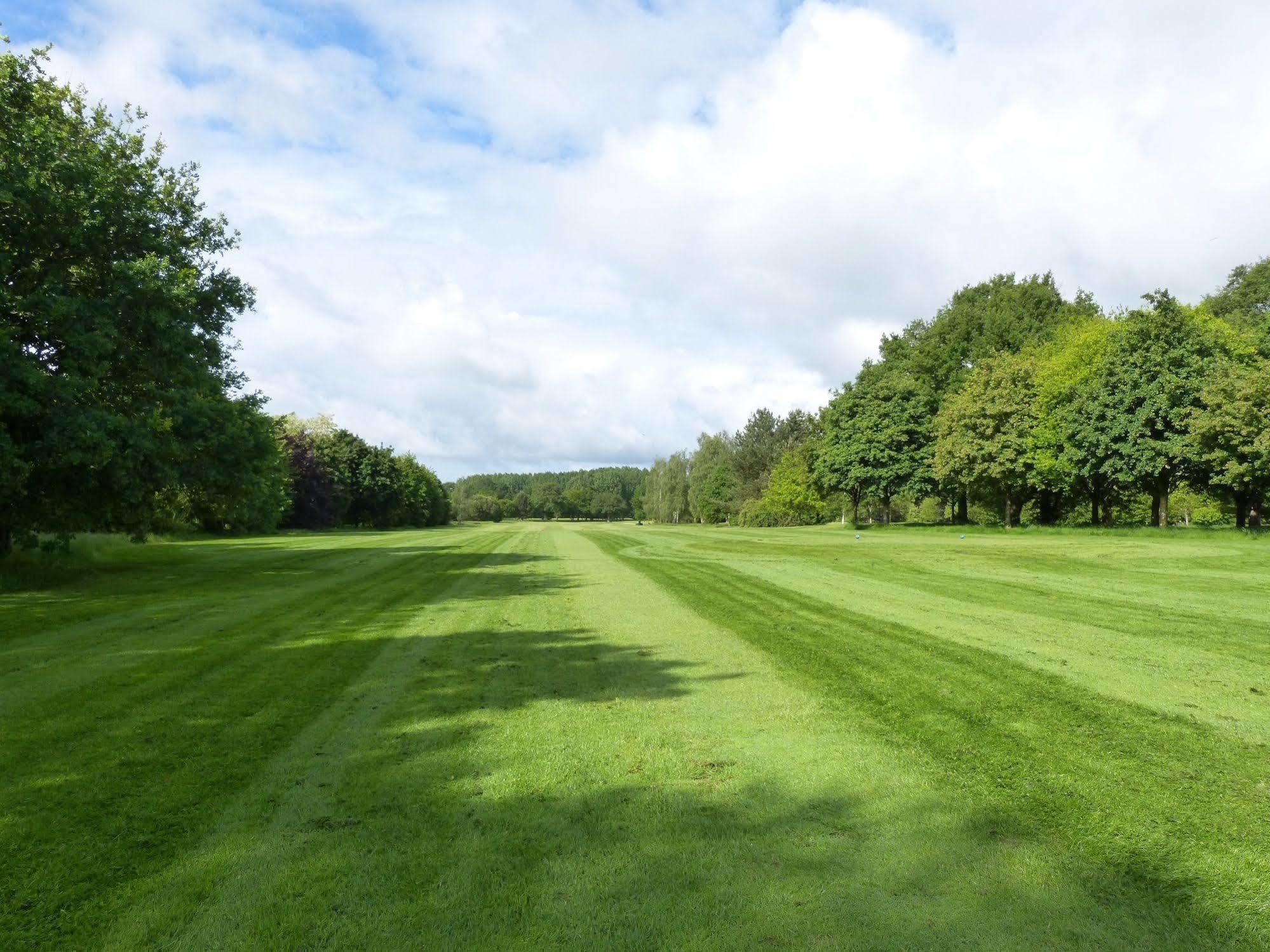 Anjou Golf And Country Club Hotel Champigne Bagian luar foto