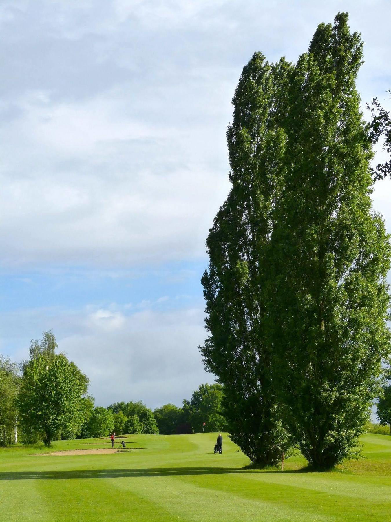 Anjou Golf And Country Club Hotel Champigne Bagian luar foto
