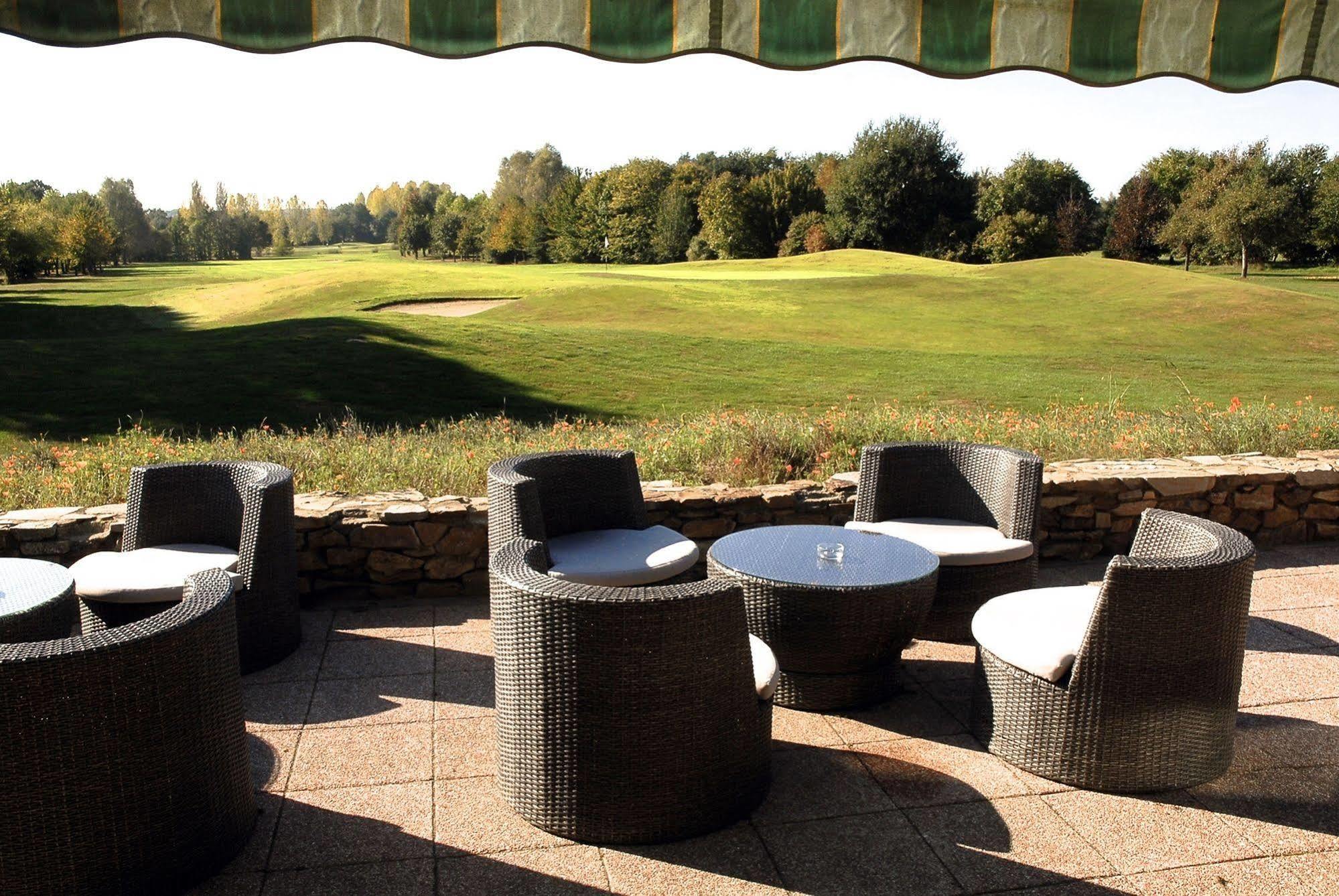 Anjou Golf And Country Club Hotel Champigne Bagian luar foto