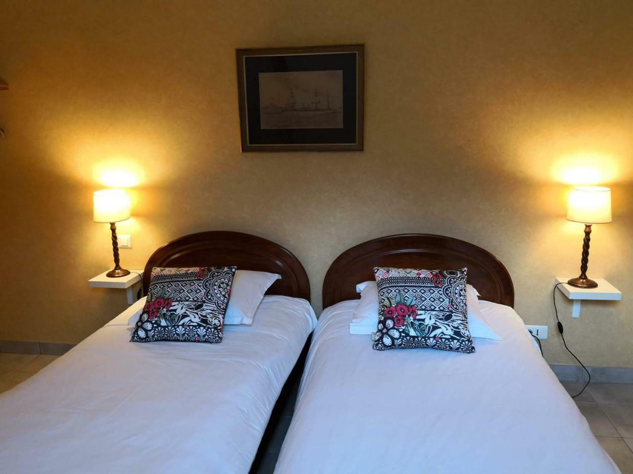 Anjou Golf And Country Club Hotel Champigne Bagian luar foto