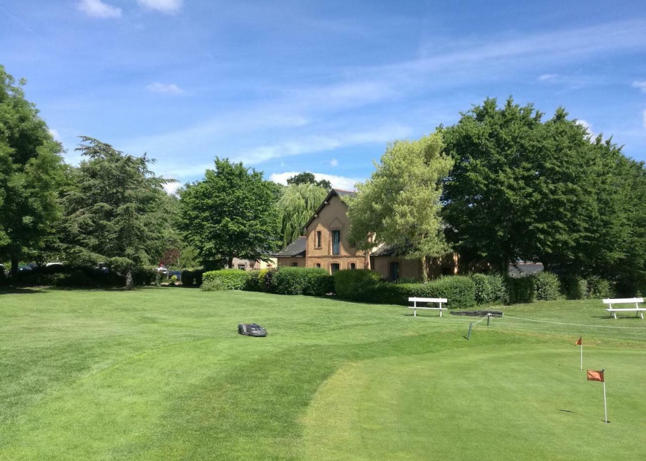 Anjou Golf And Country Club Hotel Champigne Bagian luar foto